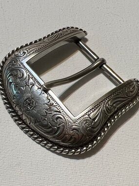 Western Floral Engraved Silver Belt Buckle